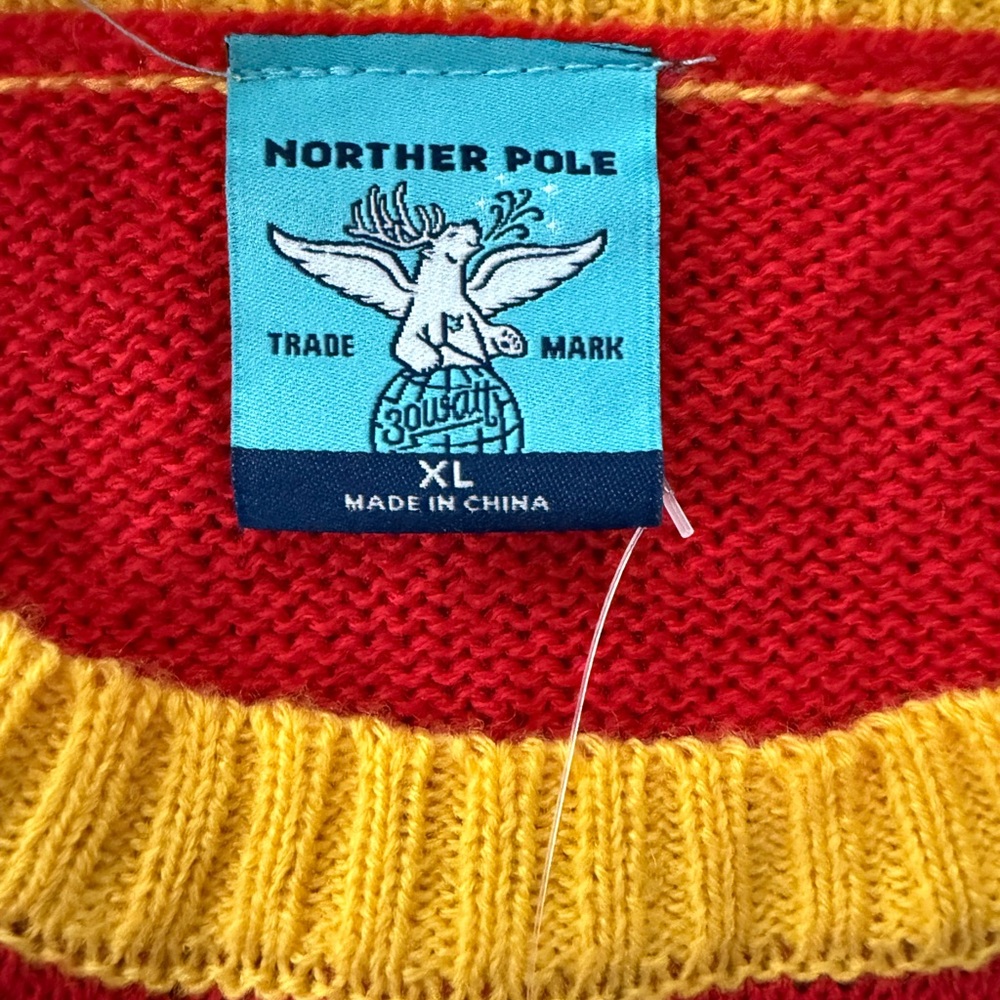 Norther Pole Squirrel Nutcracker Christmas Long Sleeve Crewneck Sweater Sz XL - Picture 8 of 10
